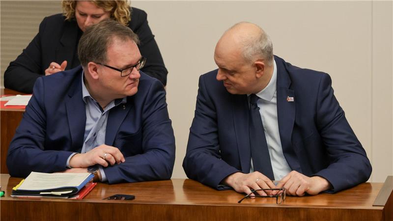 Das Land Bremen muss sparen - die Ausgaben übersteigen die Einnahmen.  