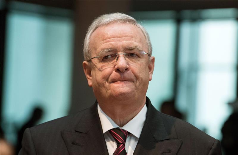 Strafverfahren gegen Ex-VW-Chef Winterkorn geht weiter Das Landgericht Braunschweig hat das Verfahren gegen Martin Winterkorn wegen des Verdachts der Marktmanipulation wieder aufgenommen.