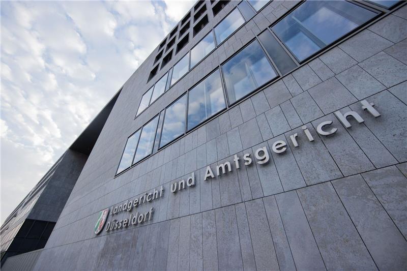 Das Landgericht Düsseldorf hat einen Clan-Chef zu einer Gefängnisstrafe verurteilt.