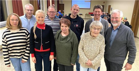 Das Leitungsteam der AG Sport: (v.l.) Melanie Jacobs, Ulrich Lauermann, Gesine Kirschke, Dieter Jung, Barbara Smail, Lars Grollmisch, Hannelore Bruns, Ralf Otte und Vorsitzender Hans-Herwig Schlottke.