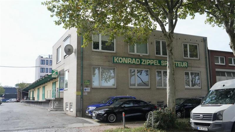 Bund untersagt Verkauf von Logistikfirma an China-Reederei Das Logistikunternehmen Zippel hat seinen Hauptsitz in einem Hamburger Industriegebiet.