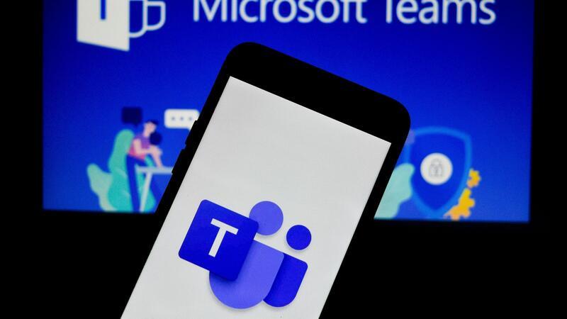 Das Logo der Kommunikationsanwendung Teams von Microsoft ist auf einem Handy zu sehen.