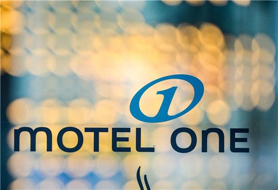 Das Logo vom Motel One: Die Hotelkette wurde Opfer eines Cyberangriffs.