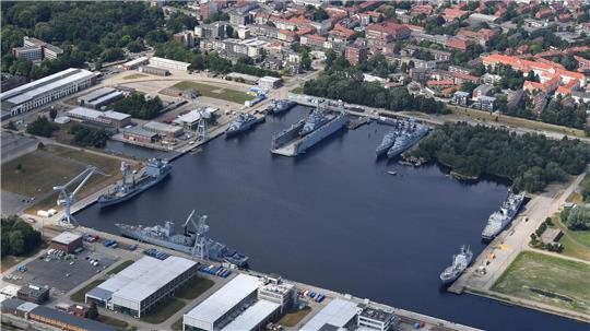 Das Marinearsenal in Wilhelmshaven war nach Angaben der Polizei im Visier von Drohnenpiloten. (Archivbild)