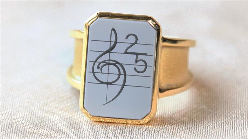 Das Marketingbüro Design-Office aus Bad Harzburg hat drei neue Varianten herausgearbeitet. Vorschlag eins heißt Taktgefühl.