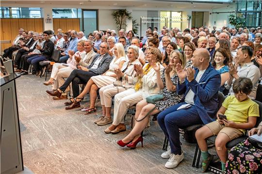 Das Musikfest, laut Johannes Krebs „das Musikfestival in Goslar“, vor 21 Jahren von Dagmar Grasemann gegründet, wird mit dem Konzert „Bevor ich ans Werk geh’“ in der Sparkasse eröffnet. Es musizieren Thorsten Johanns (Klarinette), Diana Ketler (Klavier) und Justus Grimm (Violoncello). Fotos: Schenk