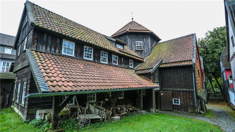 Oberharzer Bergwerksmuseum scheint gesichert Das Oberharzer Bergwerksmuseum in Clausthal-Zellerfeld wird wohl vom 1. Januar an von einer gemeinnützigen Gesellschaft betrieben.