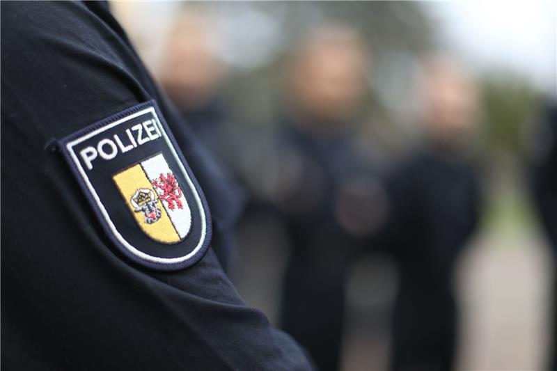 Bundesverfassungsgericht setzt der Polizei Grenzen Das Polizei-Wappen von Mecklenburg-Vorpommern Die Richterinnen und Richter des Bundesverfassungsgerichtes erklärten etliche Vorschriften im 2020 reformierten Sicherheits- und Ordnungsgesetz (SOG) des Bundeslandes für verfassungswidrig.