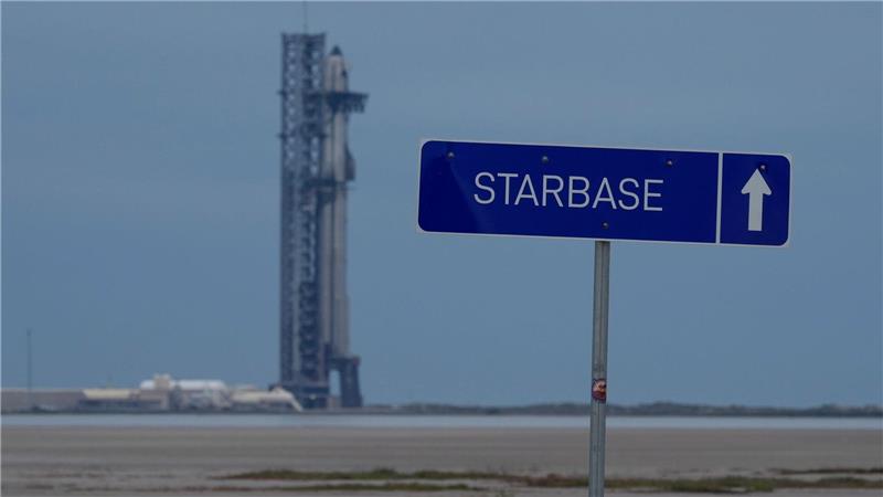 Klappt’s diesmal? Riesen-Rakete Starship vor zehntem Test Das Raketensystem „Starship“ von SpaceX wird für einen Testflug vorbereitet (Archivbild).