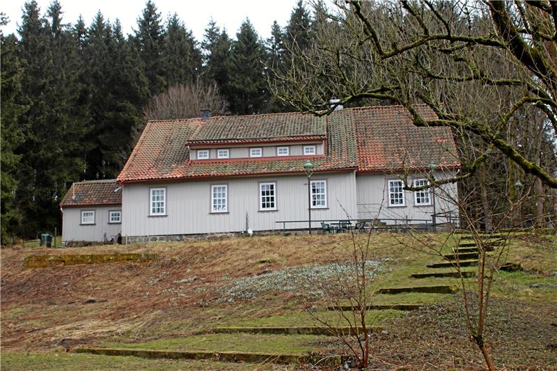 Das Ringer Zechenhaus liegt mitten im Grünen, rund 400 Meter vom Ortsrand Zellerfeld entfernt.  Fotos: Fricke