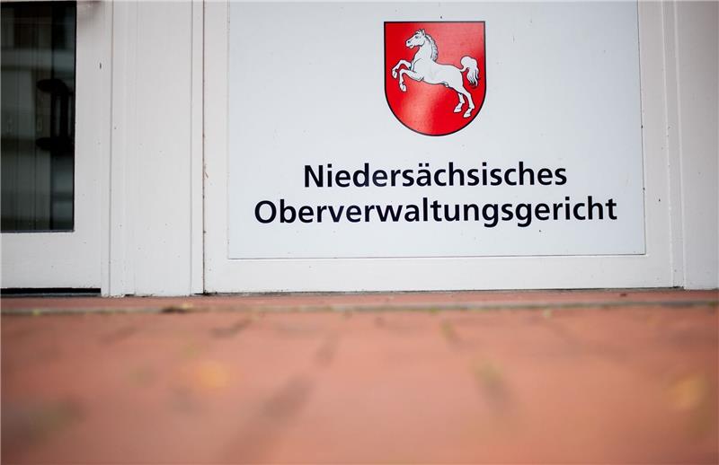 Das Schild des Niedersächsischen Oberverwaltungsgericht Lüneburg.