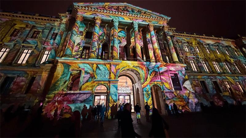 Das Schloss im Zentrum von Braunschweig während des Festival of Lights.
