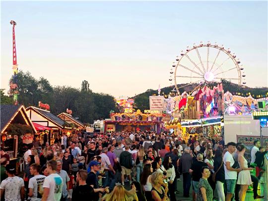 Das Schützen- und Volksfest wird wieder zahlreiche Menschen anlocken. Foto: Sowa
