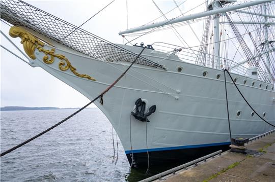 Das Segelschiff «Gorch Fock I» liegt im am Ausrüstungkai der Volkswerft.