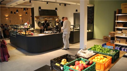 Das "Spritzenhaus" ist Café, Bistro und Regionalladen in einem.