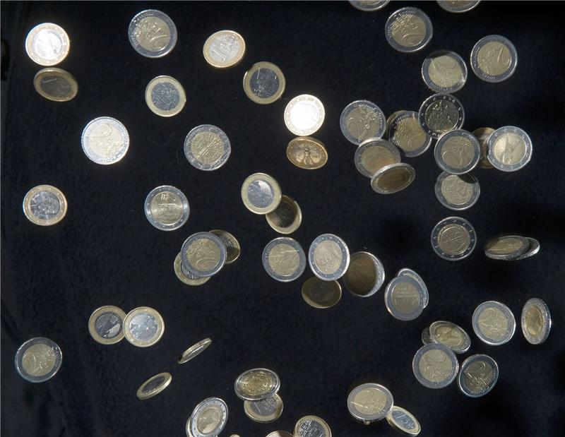 Mehr Einkommensmillionäre in Deutschland Das Statistische Bundesamt hat Zahlen zur Entwicklung der Einkommensmillionärinnen und -millionäre in Deutschland aus dem Jahr 2019 vorgelegt.