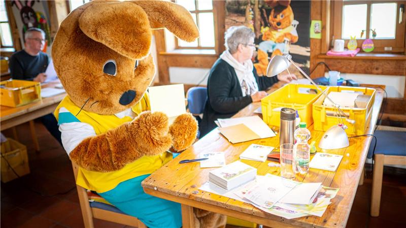 Das Team von „Hanni Hase“ hat viel zu tun vor Ostern. 