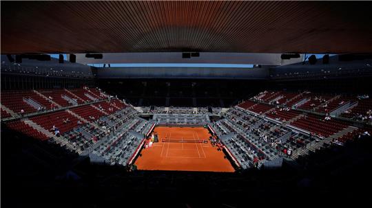 Das Tennis-Turnier in Madrid war wegen eines Stromausfalls in Spanien unterbrochen.
