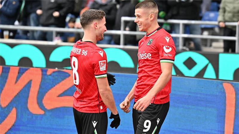 Hannover 96 patzt gegen Preußen Münster Das Tor von Nicolo Tresoldi war am Ende zu wenig.