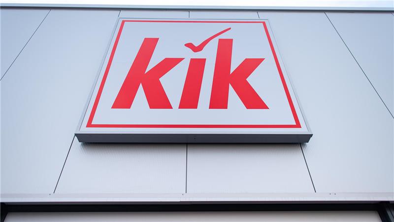 Das Unternehmen will unrentable Filialen schließen.