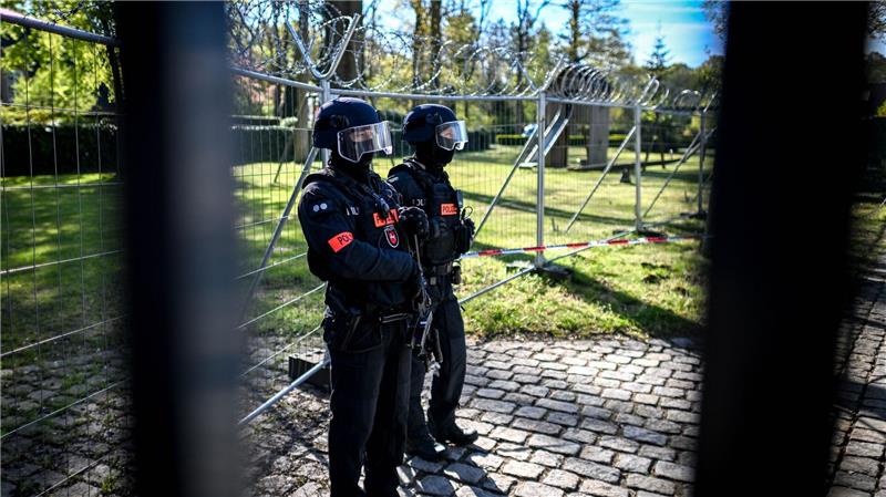 Das Verfahren steht unter besonderen Sicherheitsvorkehrungen.