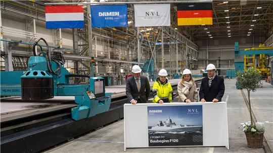 Das Vorhaben im Umfang von bis zu zehn Milliarden Euro ist ein zentrales Rüstungsprojekt für die Deutsche Marine. (Archivbild)