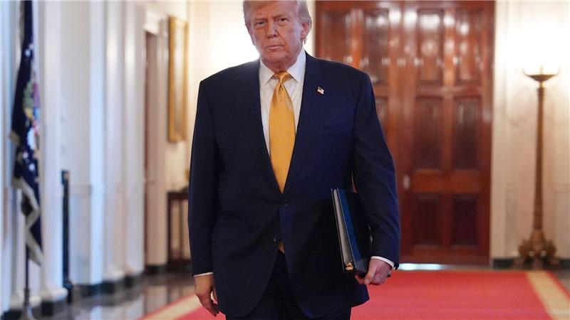 Nach Epstein-Artikel: US-Zeitung darf nicht auf Trump-Reise Das Weiße Haus schließt das „Wall Street Journal“ aus.
