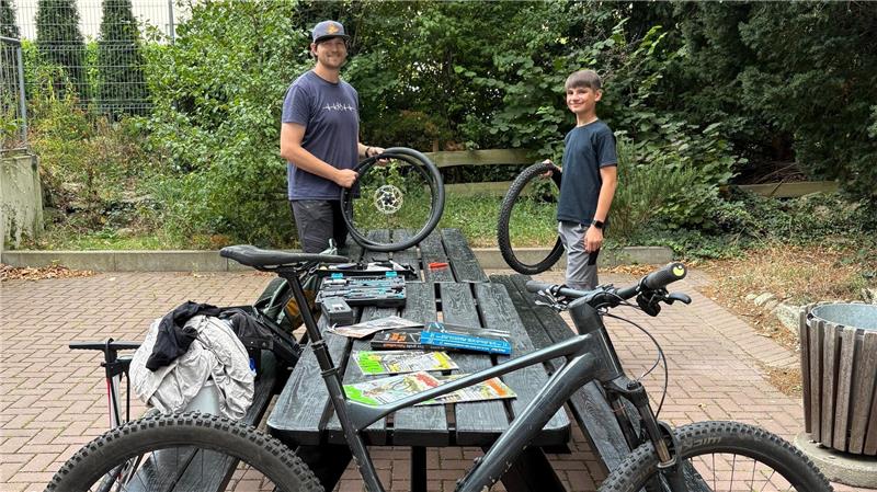 Das Werner-von-Siemens-Gymnasium bot während der Aktion mehrere Veranstaltungen rund ums Thema Fahrrad an, unter anderem einen Reparaturworkshop.
