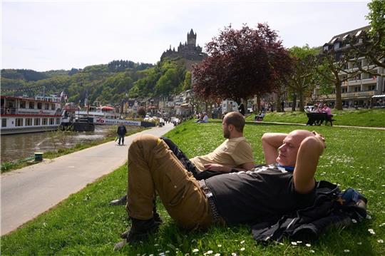 Das Wochenende bringt frühlingshafte Temperaturen.