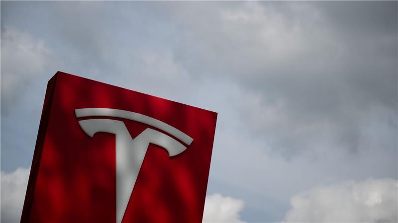 Tesla siedelt Entwicklungszentrum in Berlin-Köpenick an Das Zentrum soll auf bis zu 250 Ingenieure und Techniker kommen. (Archivbild)