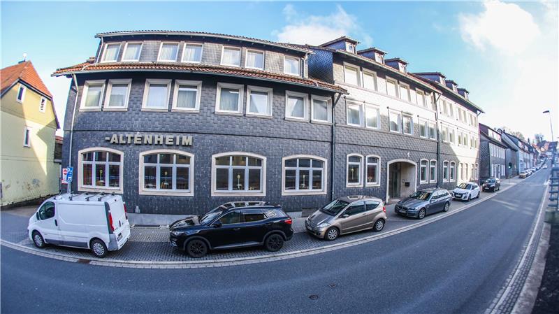 Das DRK-Alten- und Pflegeheim in Clausthal-Zellerfeld liegt am Zellbach und steht seit 2023 leer.