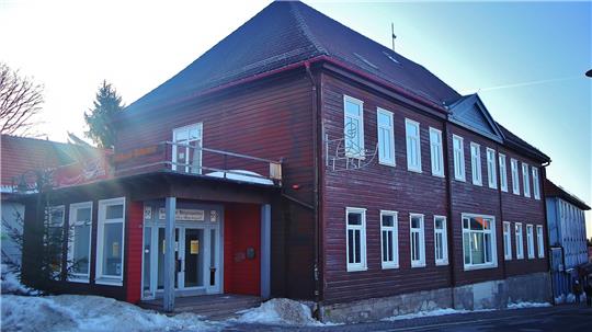 Das ehemalige Rathaus an der Dr.-Willi-Bergmann-Straße in St. Andreasberg steht schon länger zum Verkauf.