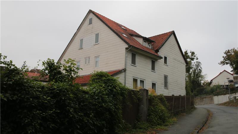 Das ehemalige Wirtschaftsgebäude an der Schloßstraße wird abgerissen.