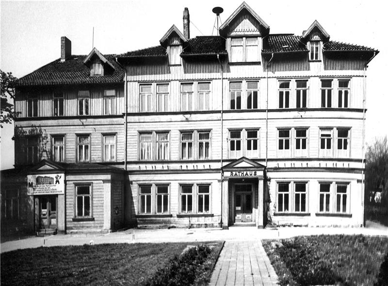 Bad Harzburgs Bürgermeister Teil 2: Wasserkraft aus der Radau und eine Seilbahn Das frühere Hotel Eggeling in der damaligen Bergstraße. Fotos: Privat
