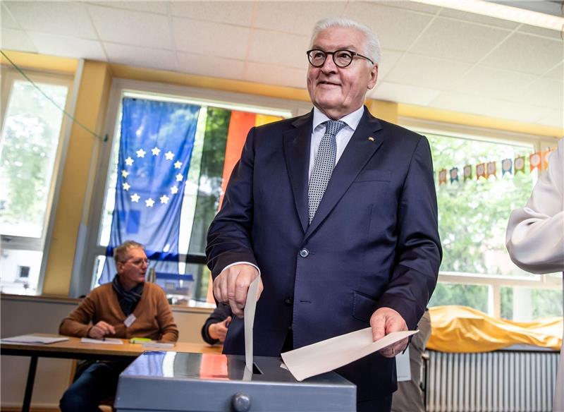 Steinmeier und Kollegen: Mit EU-Wahl Freiheit verteidigen Das geeinte Europa ist für Frank-Walter Steinmeier ohne Demokratie undenkbar (Archivbild).