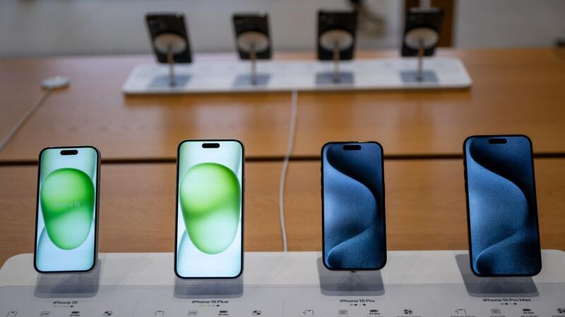 Das iPhone als freie Fläche für Apps anderer Anbieter als Apple? Das Digital-Gesetz DMA macht das für Nutzer in der EU möglich. (Archivbild) 