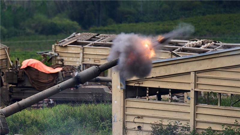 Das israelische Militär greift weiterhin die Hisbollah-Miliz im Libanon an. 