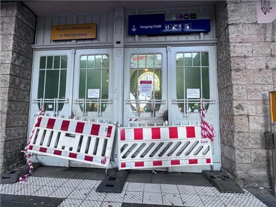 Das ist der erste  Eindruck, den Bahnreisende von Bad Harzbug bekommen. Aber: Was kann die Stadt daran ändern? Foto: GZ-Archiv