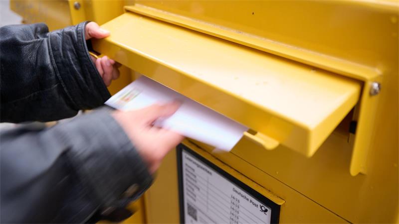Plus 20 Prozent: Porto kann so stark steigen wie noch nie Das kostet bislang 95 Cent: der Versand eines Standardbriefs in Deutschland.