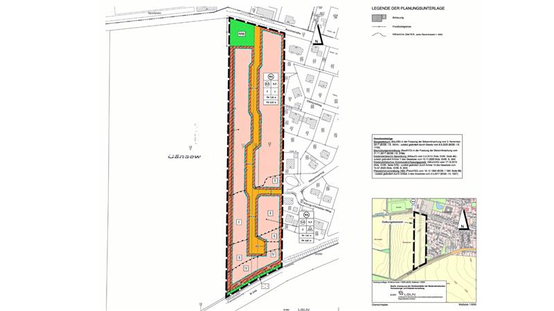 Das lang gestreckte Baugebiet wird von der Bachstraße im Norden erschlossen.