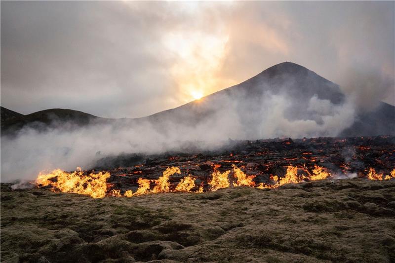 Island erlebt dritten Vulkanausbruch binnen drei Jahren Das liegt nur etwa 30 Kilometer südwestlich von Reykjavik.