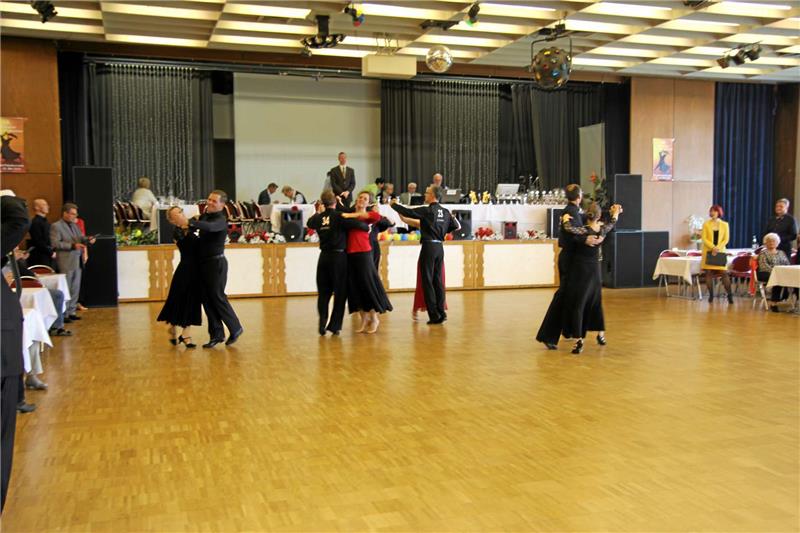 Das mittlerweile 66. Oberharzer Tanzsportseminar lockt 600 Tänzer ins Kurhaus Hohegeiß.