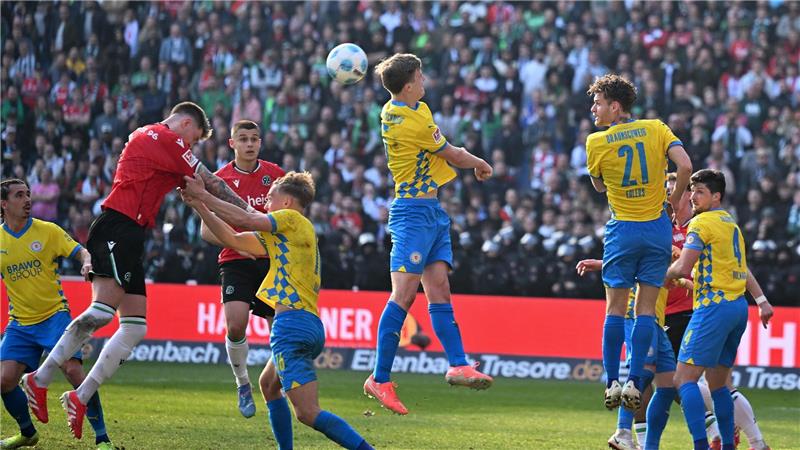 Das nächste Derby zwischen Braunschweig und Hannover findet im Oktober statt. 