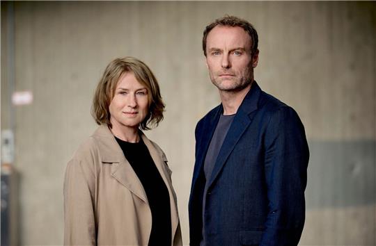 Das neue Berliner Ermittlerduo Susanne Bonard (Corinna Harfouch) und Robert Karow (Mark Waschke).