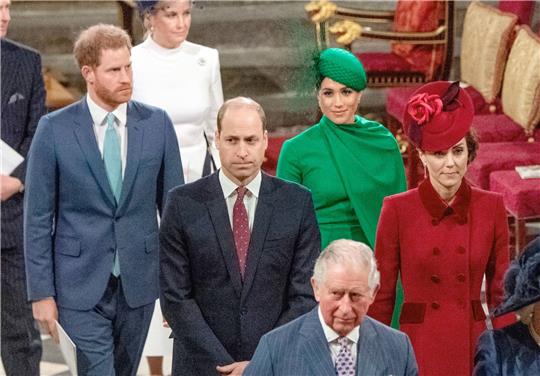 Das neue Buch über die britischen Royals könnte für Aufruhr in der Königsfamilie sorgen.