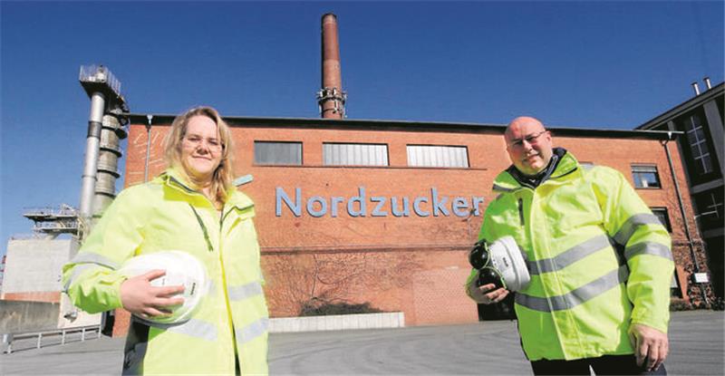 Zuckerfabrik Schladen: Sie sind die Neuen im Werk an der Oker Das neue Führungsteam der Schladener Zuckerfabrik für die nächste Kampagne: Olivia Peiß, Leiterin Agricenter, und Werkleiter Ulrich Overwin.