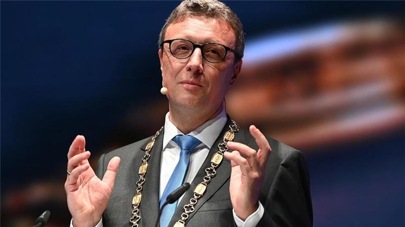 Chemie-Nobelpreis für Vorhersage und Bau von Proteinen Das neue, KI-basierte Werkzeug habe zunächst einen Schock ausgelöst, sagte Patrick Cramer, Präsident der Max-Planck-Gesellschaft (MPG). 2023 sprach er bei einem Festakt zum 75-jährigen Jubiläum der MPG abgebildert. (Archivbild)