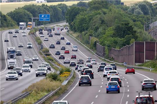 Das private Auto spielt in zahlreichen Haushalten auch nach der Corona-Krise eine zentrale Rolle.
