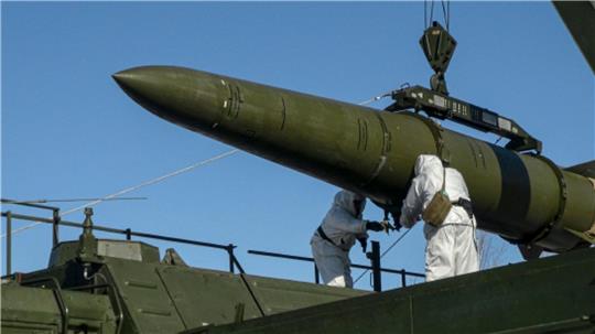 Kiew erneut mit ballistischen Raketen angegriffen Das russische Militär feuert immer wieder ballistische Raketen auf Ziele in der Ukraine ab. (Archivbild)