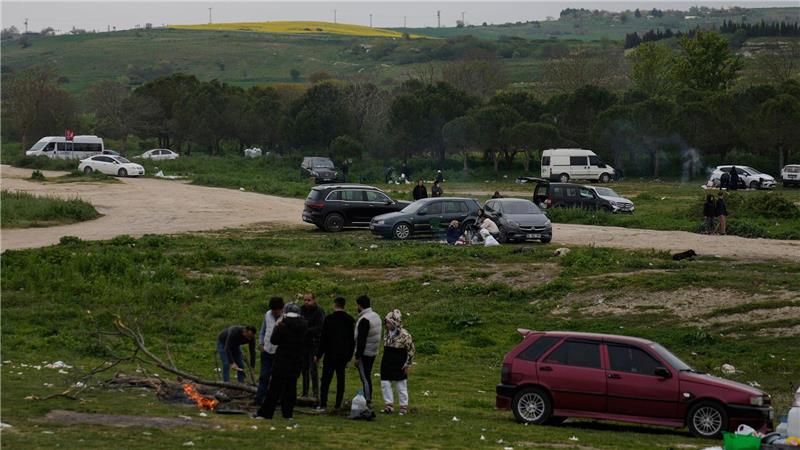Istanbul in Angst - Sorge vor weiteren Beben Das schwere Beben und die Dutzenden Nachbeben in Istanbul halten die Menschen in Angst.